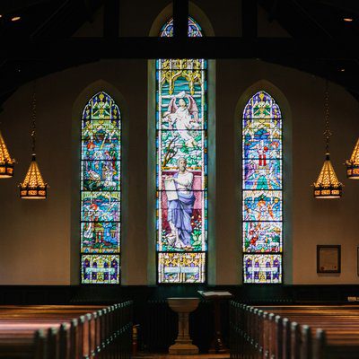 Media church stained glass thumbnail 400